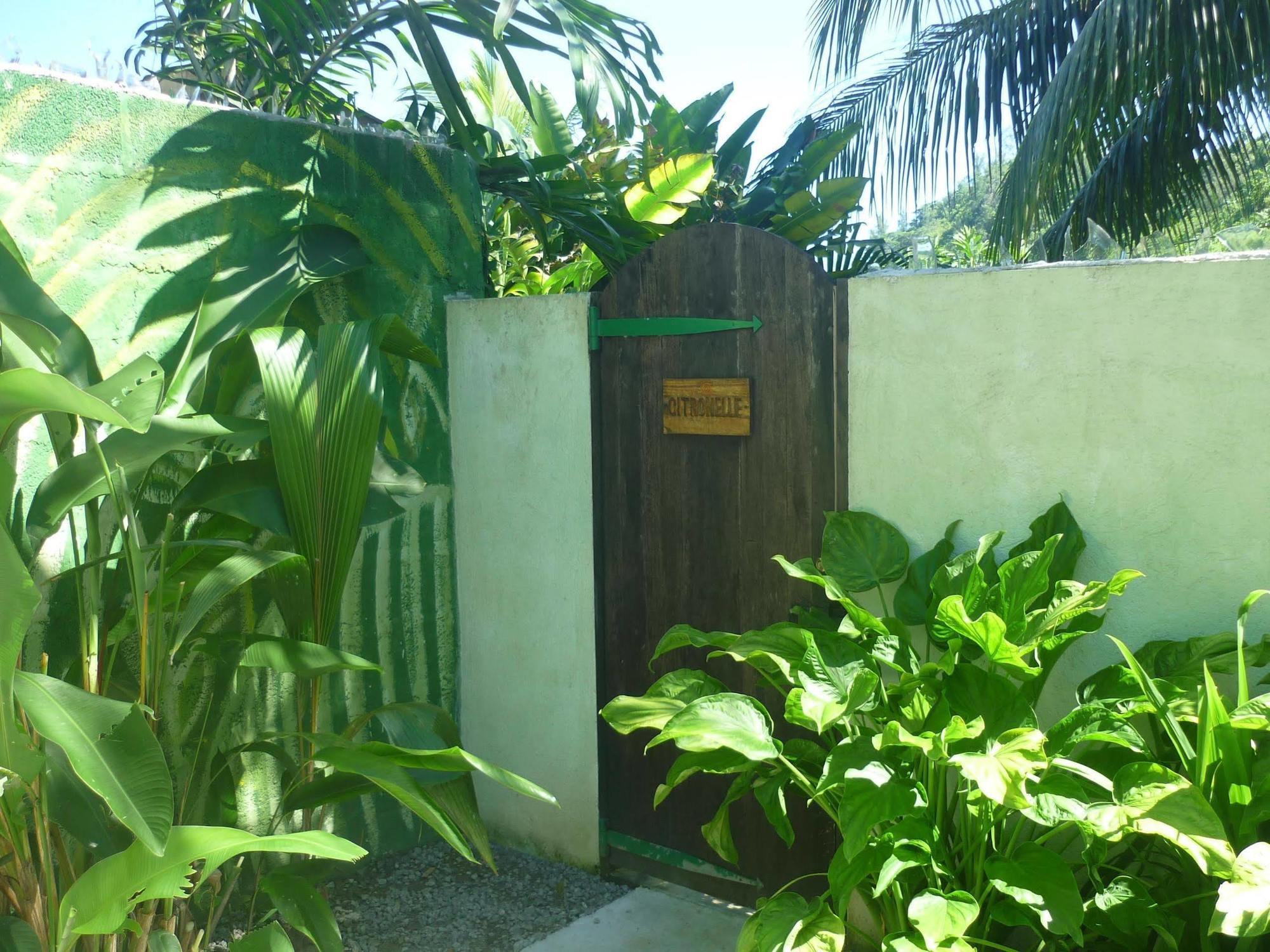 Maison Soleil Baie Lazare  Exteriör bild